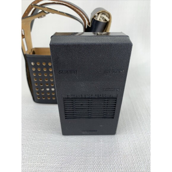 Channel Master Transistor Solid State Radio Model‎ 6457 With Case & Ear Piece UT - Picture 5 of 9
